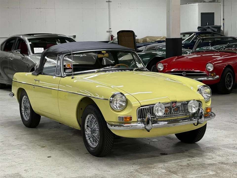 1967 MG MGB Roadster - Image 2 of 31