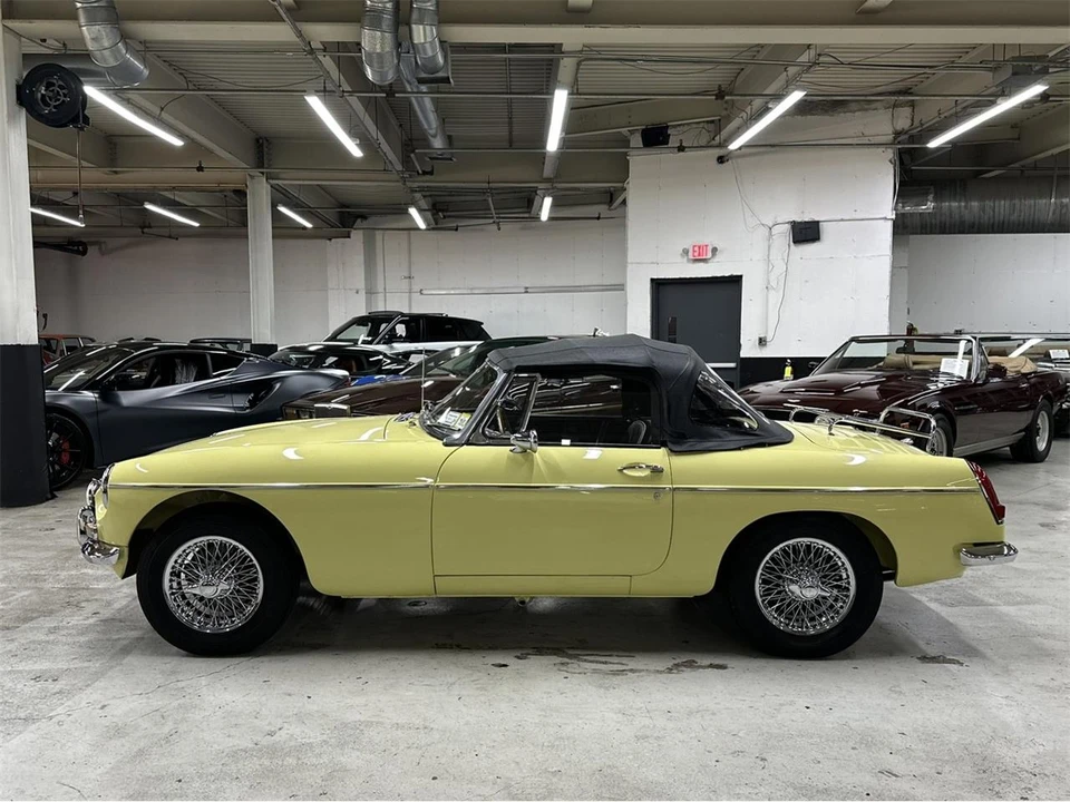 1967 MG MGB Roadster - Image 14 of 31