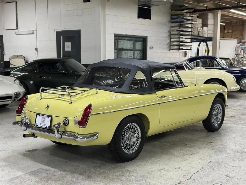1967 MG MGB Roadster - Image 12 of 31