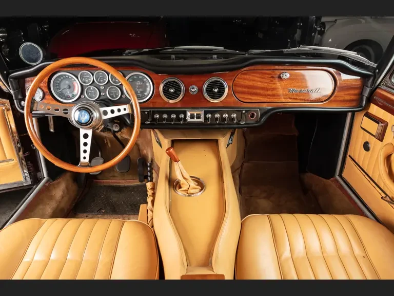1967 Maserati Mexico - Image 5 of 31
