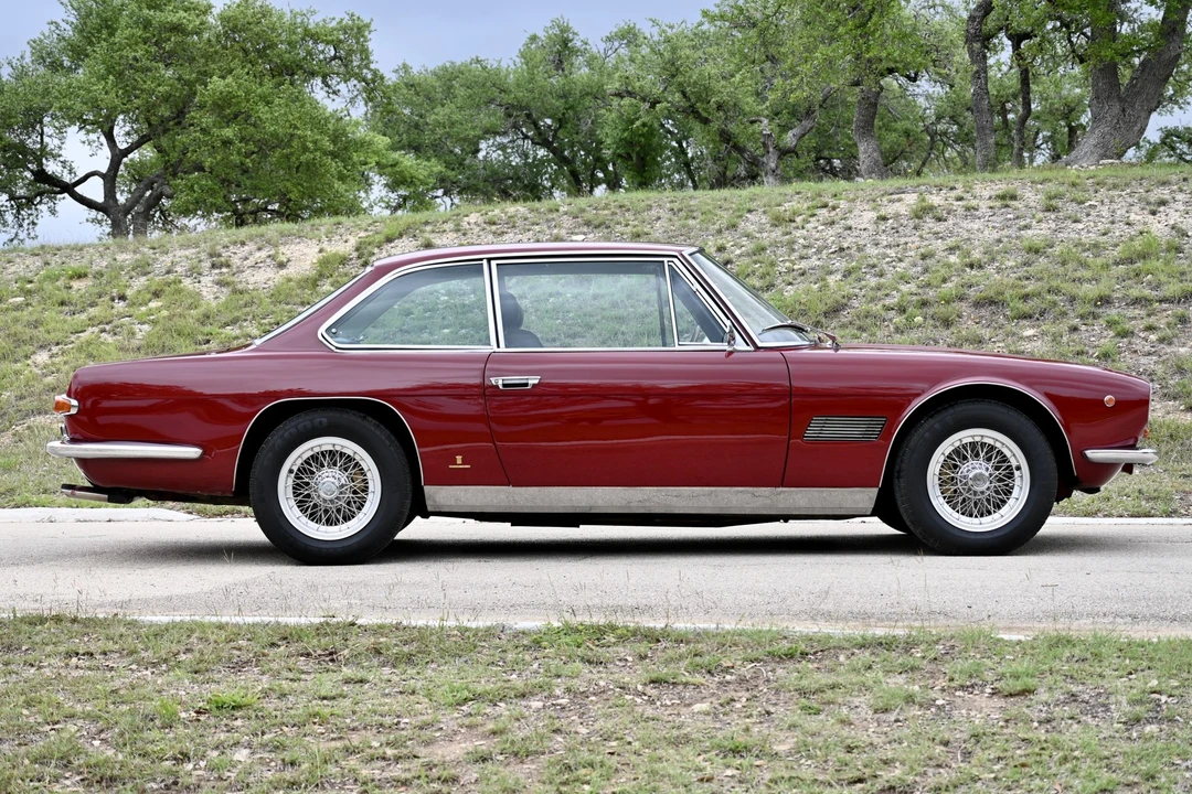 1967 Maserati Mexico - Image 12 of 31