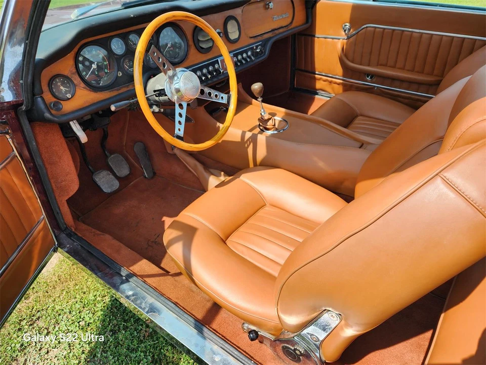 1967 Maserati Mexico - Image 24 of 31