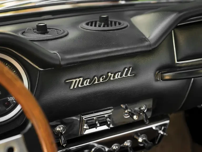 1967 Maserati Mexico - Image 13 of 27