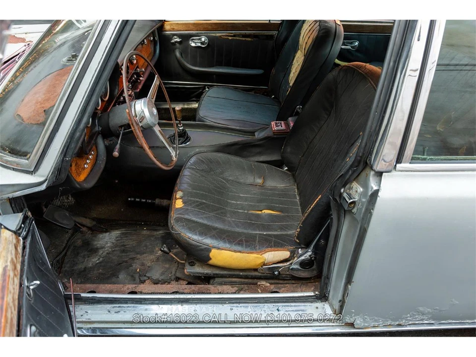 1967 Maserati Quattroporte 1st Gen - Image 14 of 31