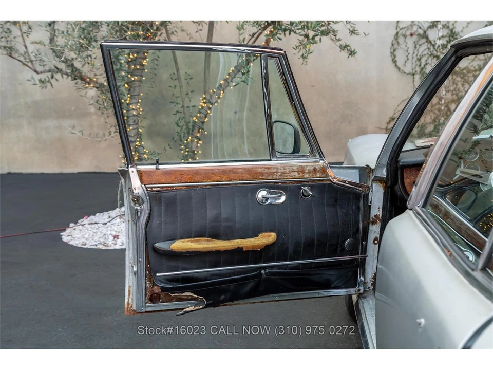 1967 Maserati Quattroporte 1st Gen - Image 13 of 31
