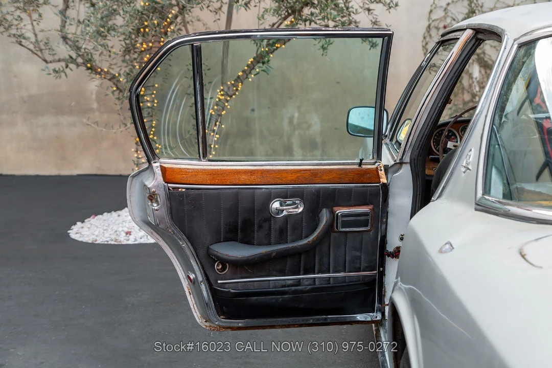 1967 Maserati Quattroporte 1st Gen - Image 21 of 31