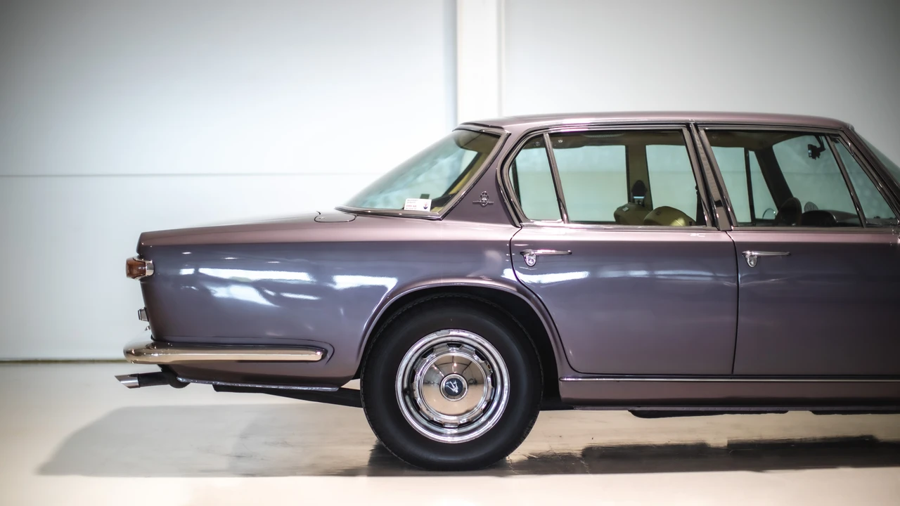 1967 Maserati Quattroporte 1st Gen - Image 19 of 31