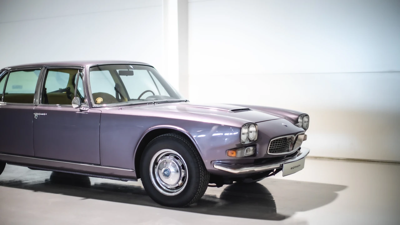 1967 Maserati Quattroporte 1st Gen - Image 11 of 31