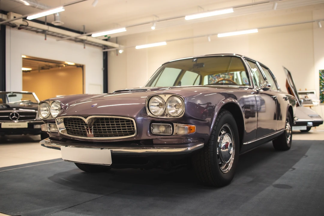 1967 Maserati Quattroporte 1st Gen - Image 24 of 31