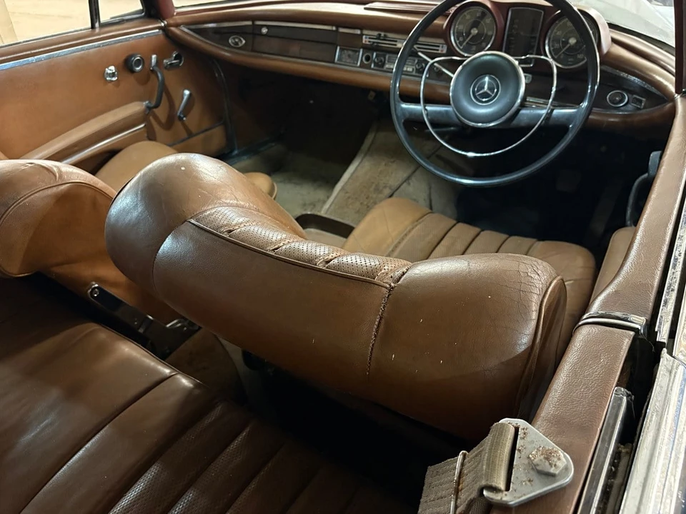 1967 Mercedes-Benz W111 Coupe - Image 15 of 30