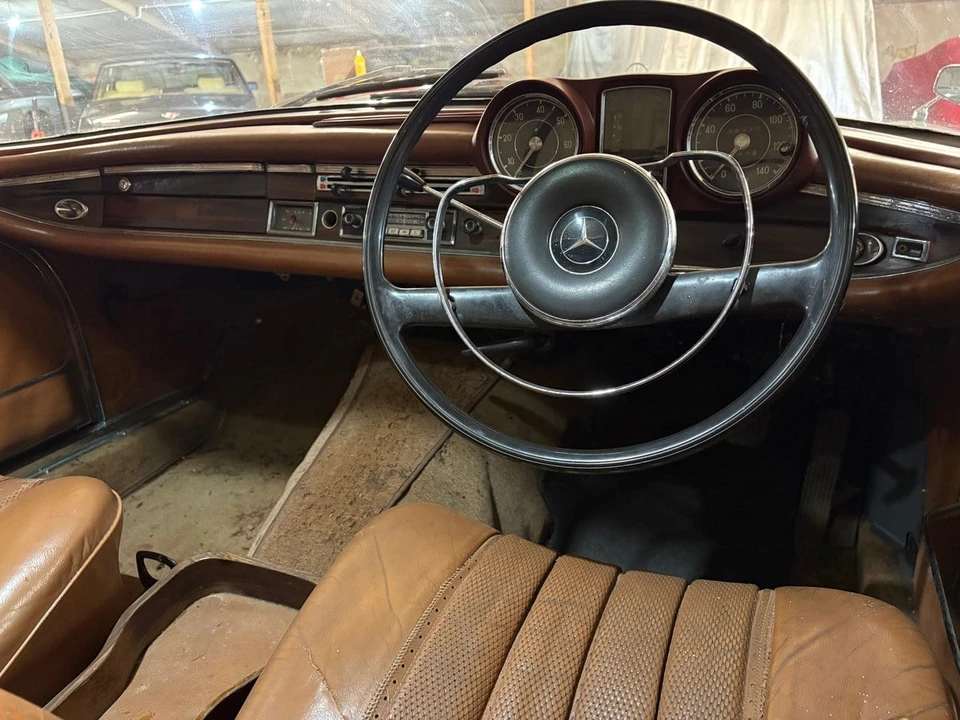 1967 Mercedes-Benz W111 Coupe - Image 16 of 30
