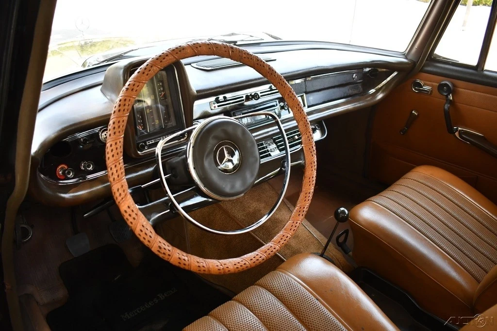 1967 Mercedes-Benz W110 - Image 14 of 21