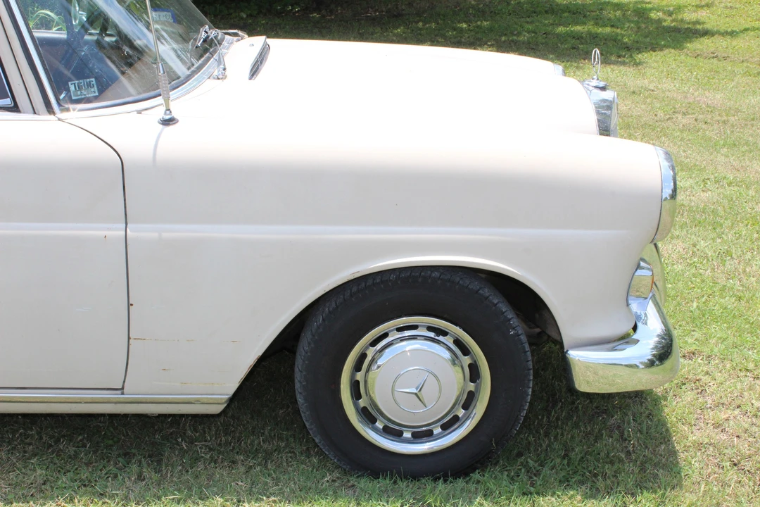 1967 Mercedes-Benz W110 - Image 23 of 31