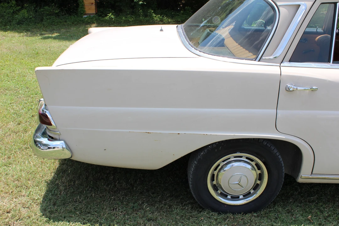 1967 Mercedes-Benz W110 - Image 26 of 31