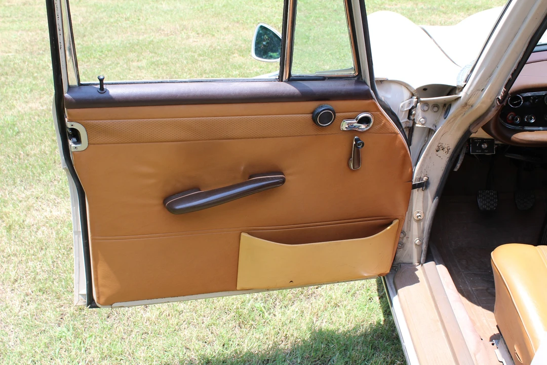 1967 Mercedes-Benz W110 - Image 28 of 31