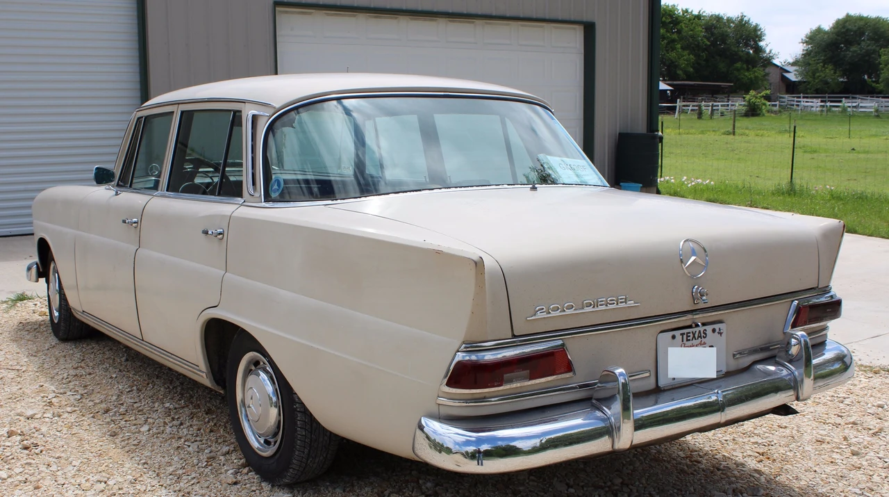 1967 Mercedes-Benz W110 - Image 12 of 31