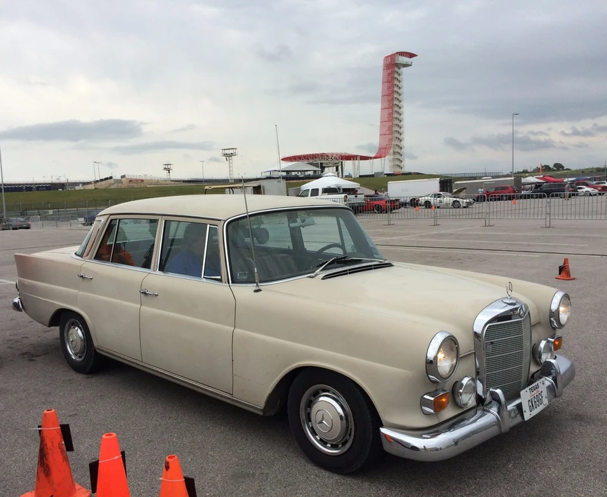 1967 Mercedes-Benz W110 - Image 16 of 31
