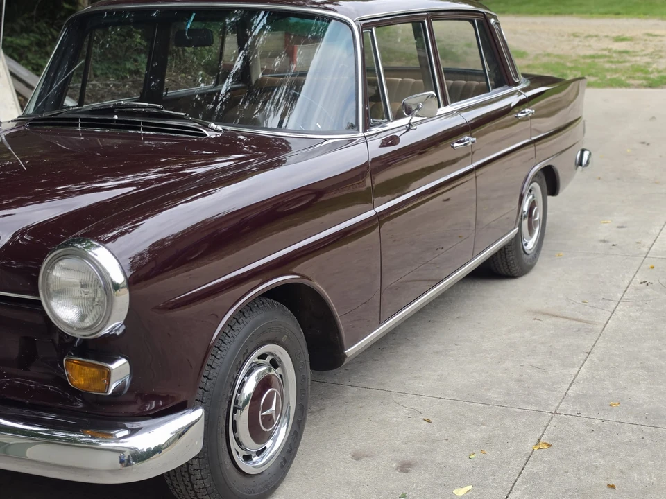 1967 Mercedes-Benz W110 - Image 20 of 31