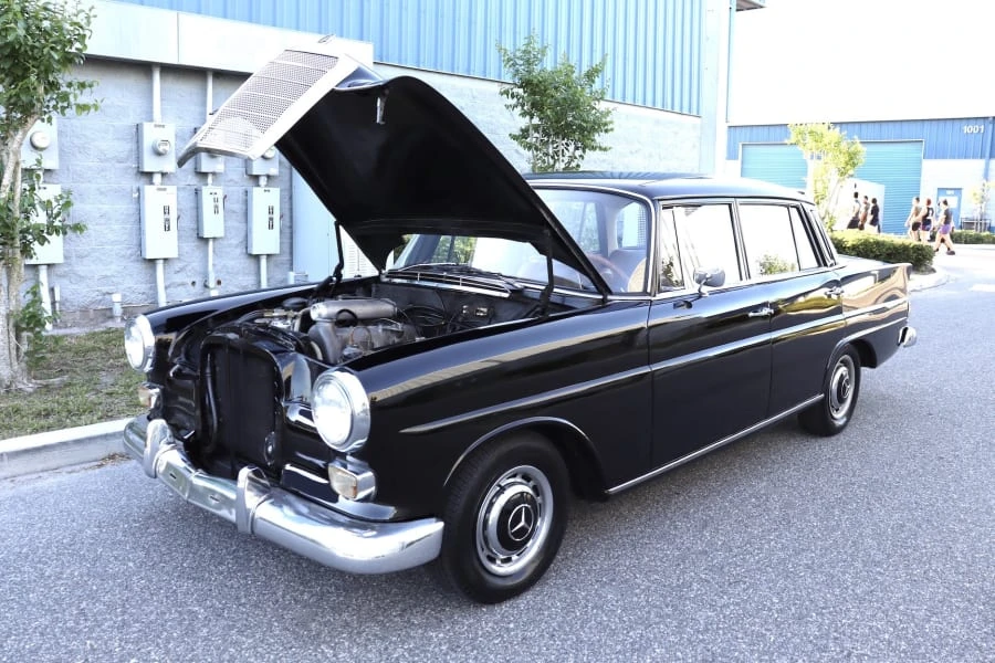 1967 Mercedes-Benz W110 - Image 21 of 22