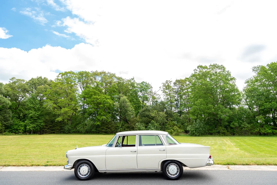 1967 Mercedes-Benz W110 - Image 12 of 31
