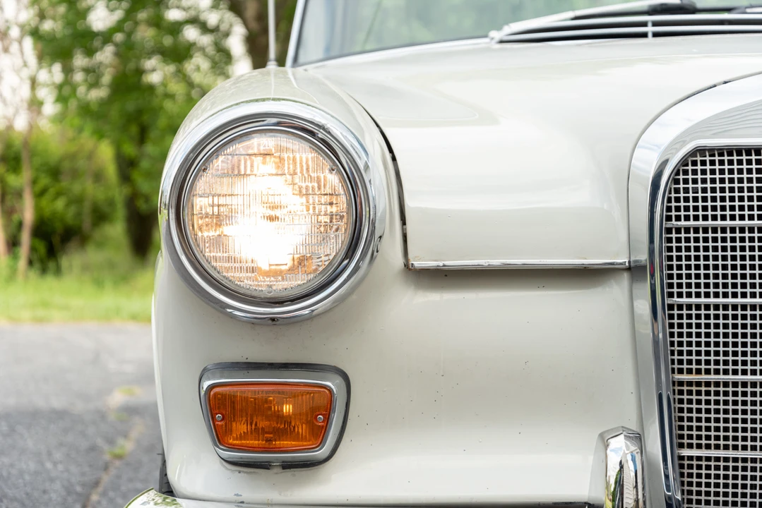 1967 Mercedes-Benz W110 - Image 17 of 31