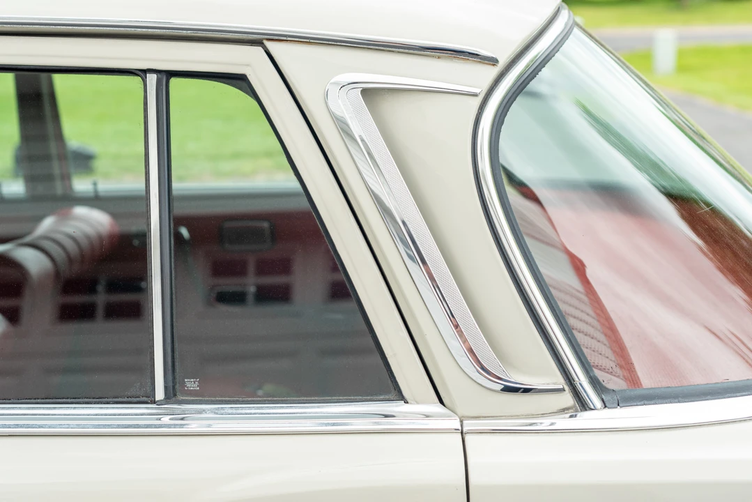 1967 Mercedes-Benz W110 - Image 30 of 31
