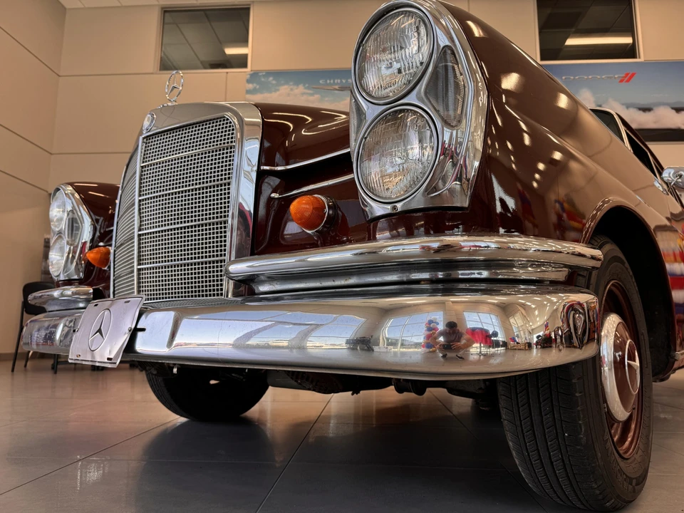 1967 Mercedes-Benz W111 Sedan - Image 17 of 31