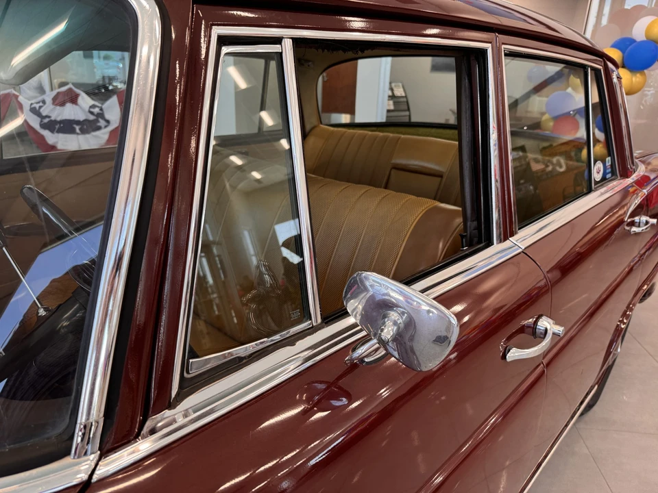 1967 Mercedes-Benz W111 Sedan - Image 28 of 31