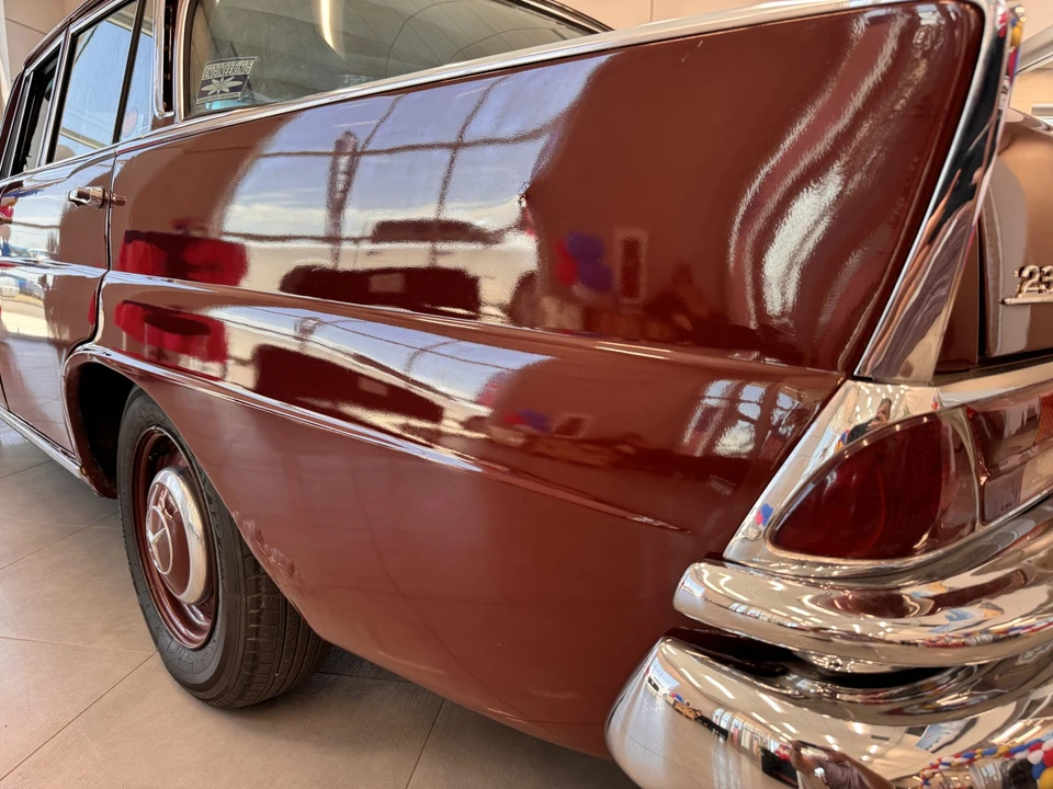 1967 Mercedes-Benz W111 Sedan - Image 25 of 31