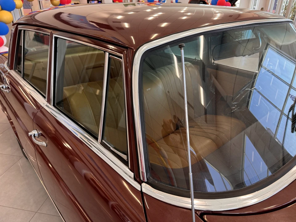1967 Mercedes-Benz W111 Sedan - Image 29 of 31