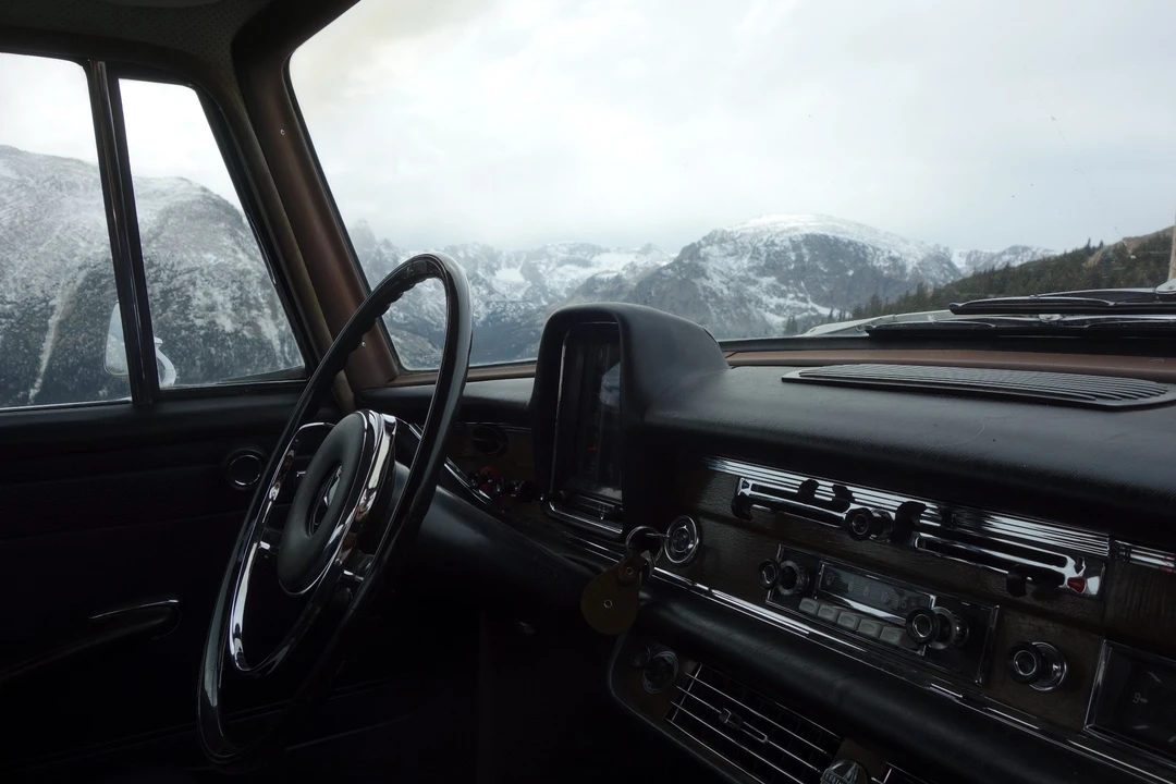1967 Mercedes-Benz W111 Sedan - Image 24 of 31