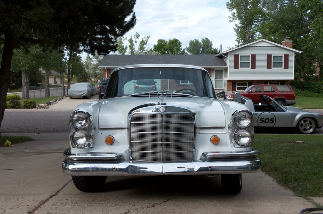1967 Mercedes-Benz W111 Sedan - Image 4 of 31