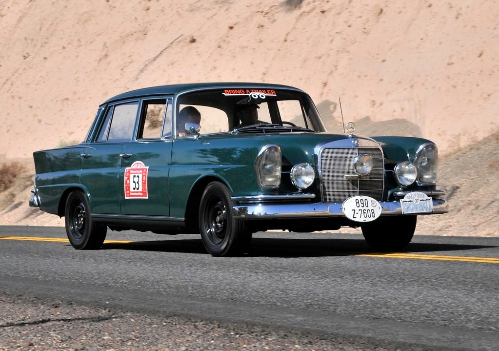 1967 Mercedes-Benz W111 Sedan - Image 6 of 31