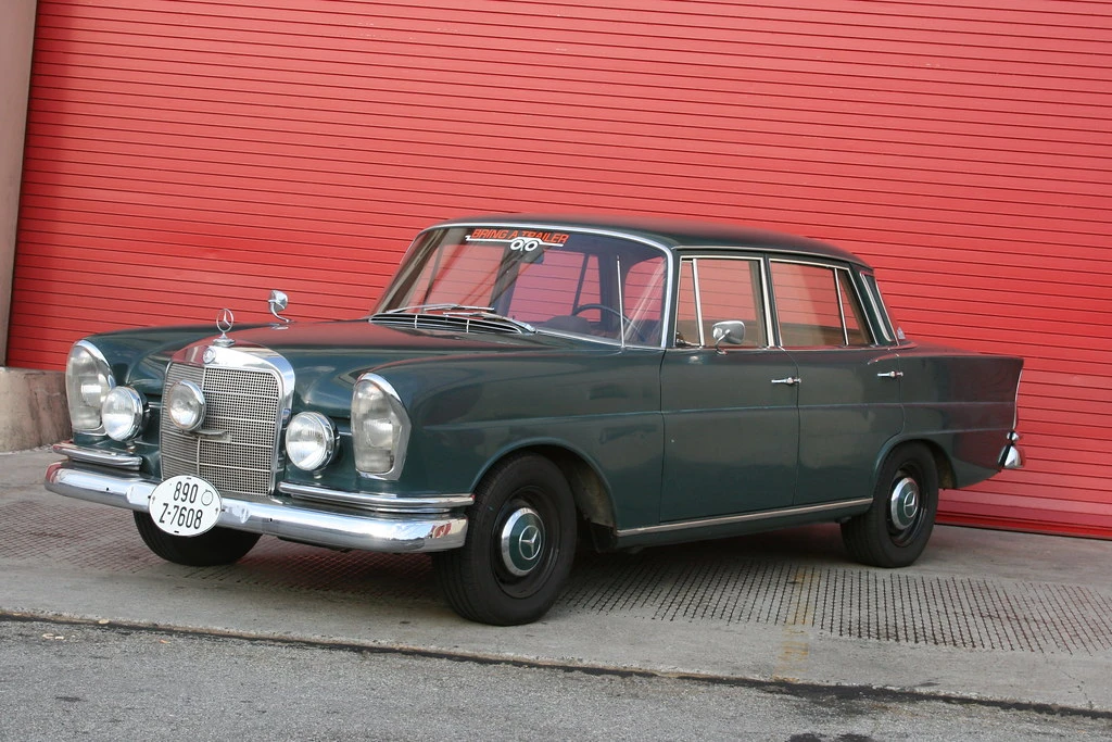 1967 Mercedes-Benz W111 Sedan - Image 24 of 31