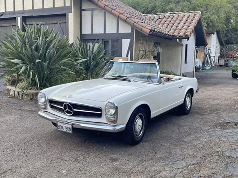 1967 Mercedes-Benz 230SL
