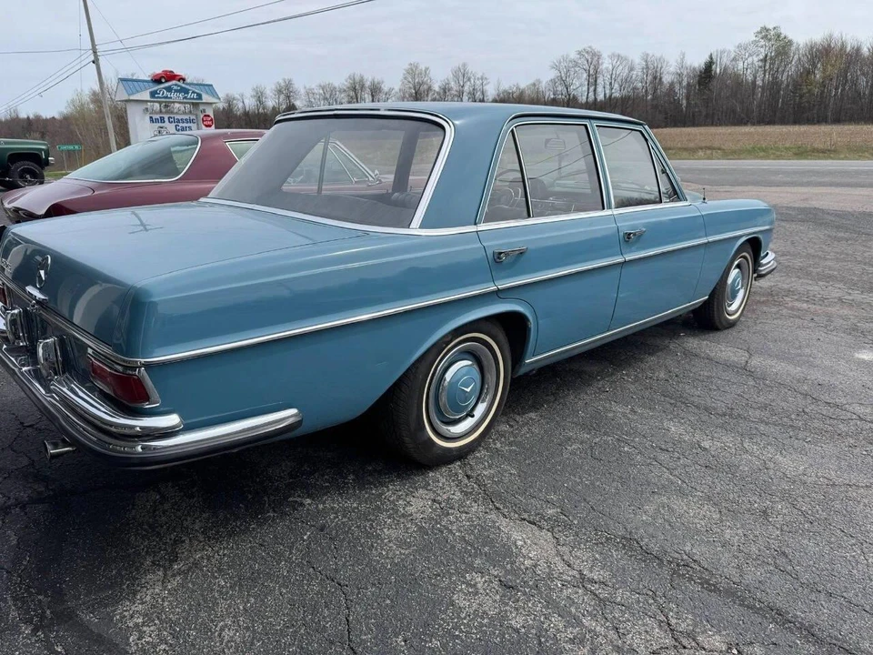 1967 Mercedes-Benz W108 & W109 - Image 17 of 31