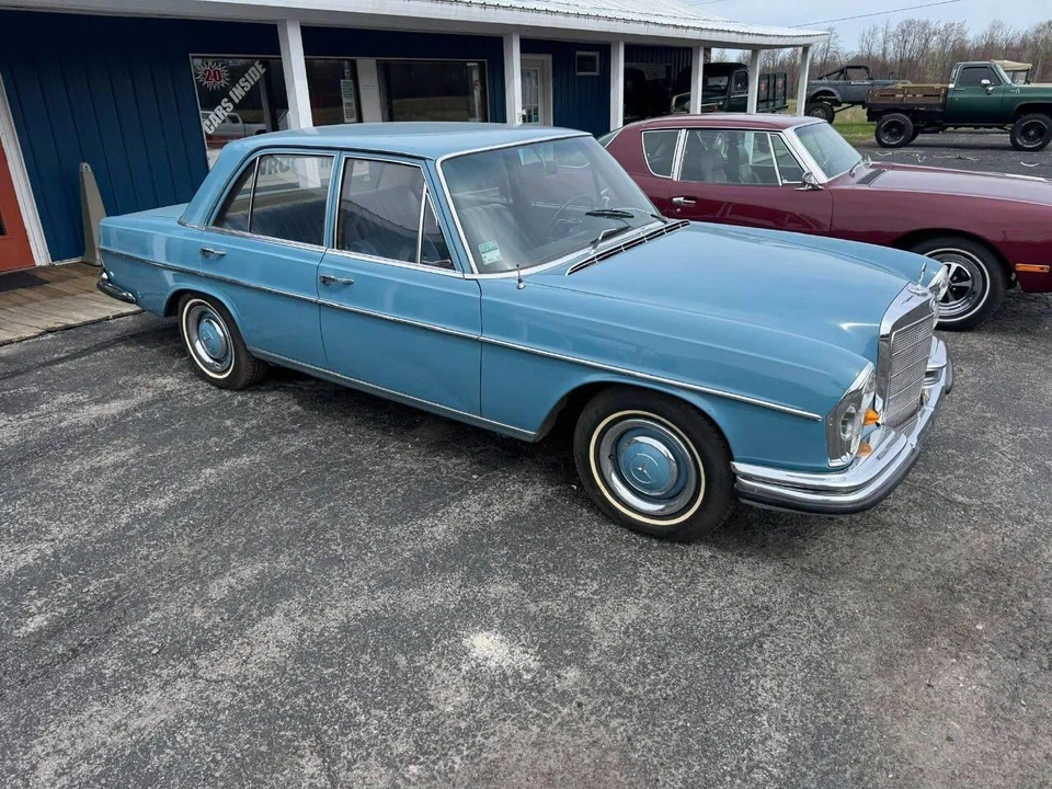 1967 Mercedes-Benz W108 & W109 - Image 8 of 31