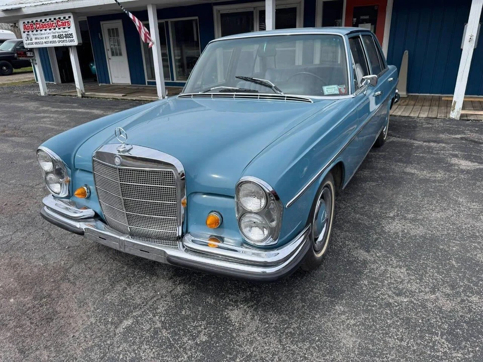1967 Mercedes-Benz W108 & W109 - Image 10 of 31
