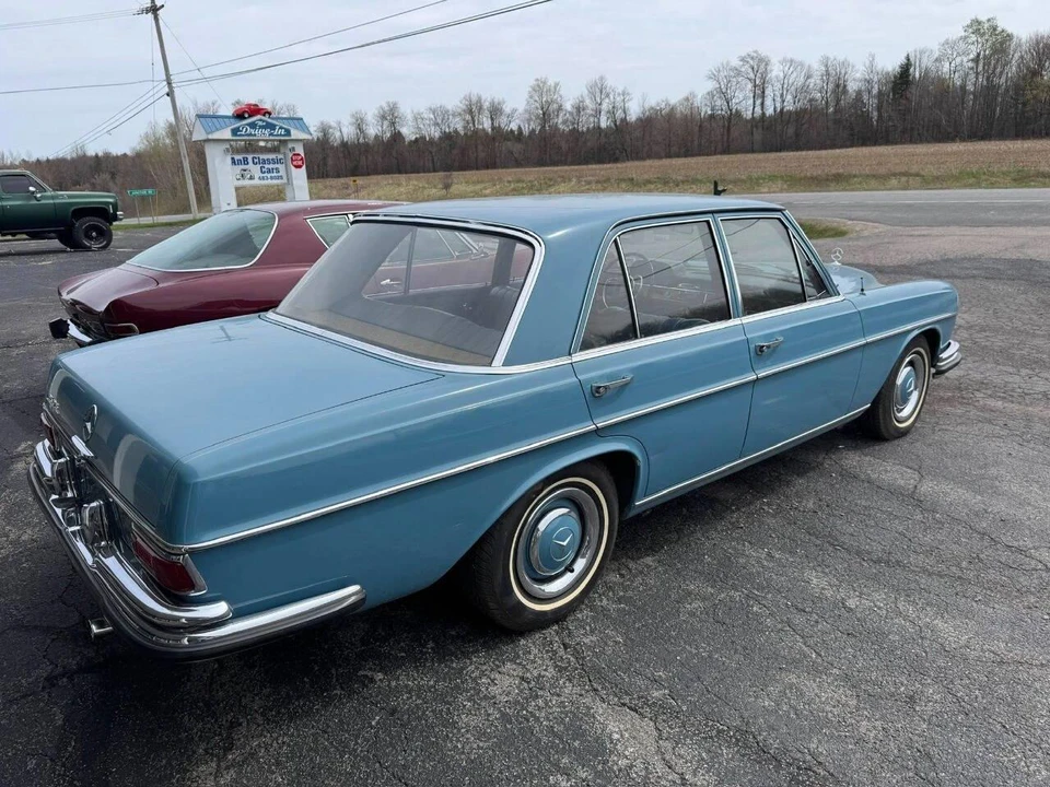 1967 Mercedes-Benz W108 & W109 - Image 19 of 31