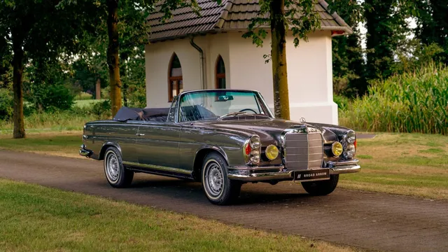 1967 Mercedes-Benz 250 SE Cabriolet