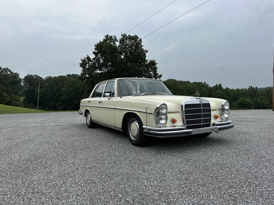 1967 Mercedes-Benz W108 & W109 - Image 15 of 31