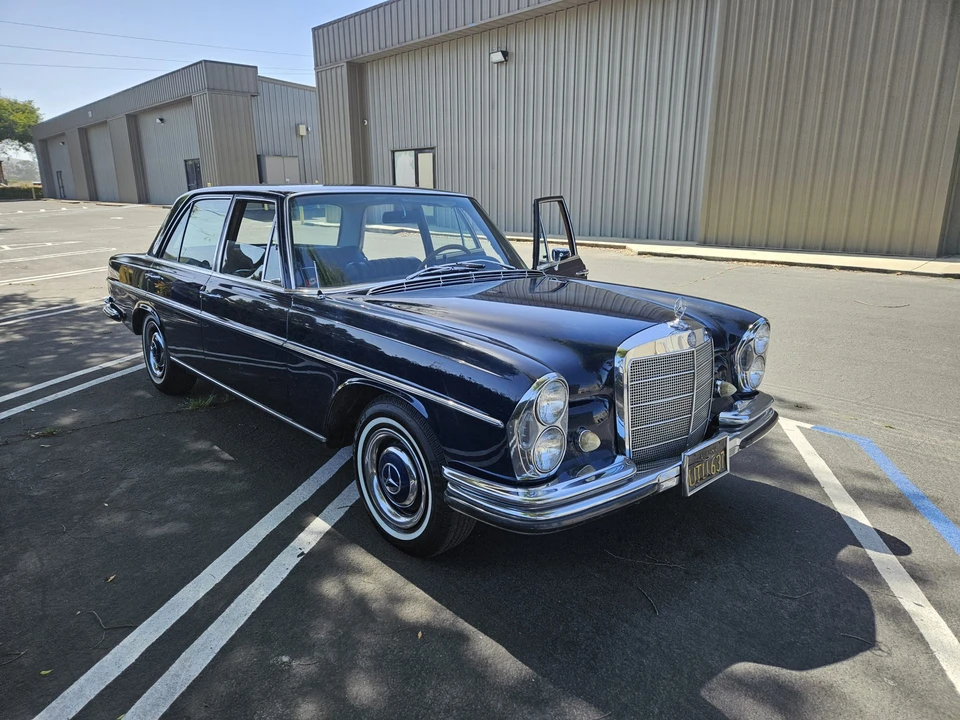 1967 Mercedes-Benz W108 & W109 - Image 10 of 31