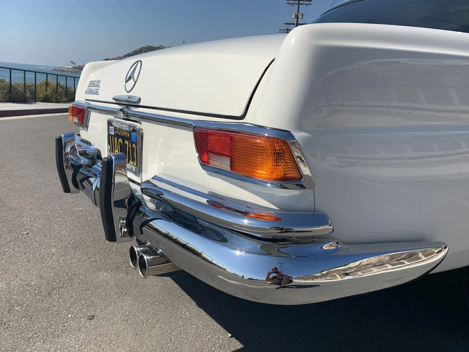 1967 Mercedes-Benz W111 Coupe - Image 17 of 31
