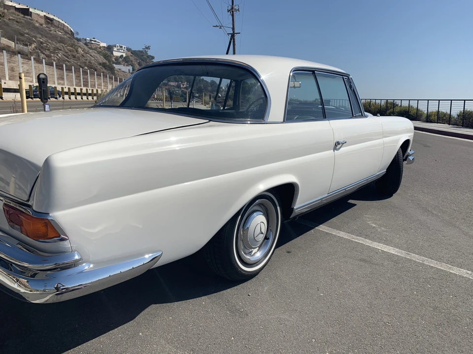 1967 Mercedes-Benz W111 Coupe - Image 15 of 31