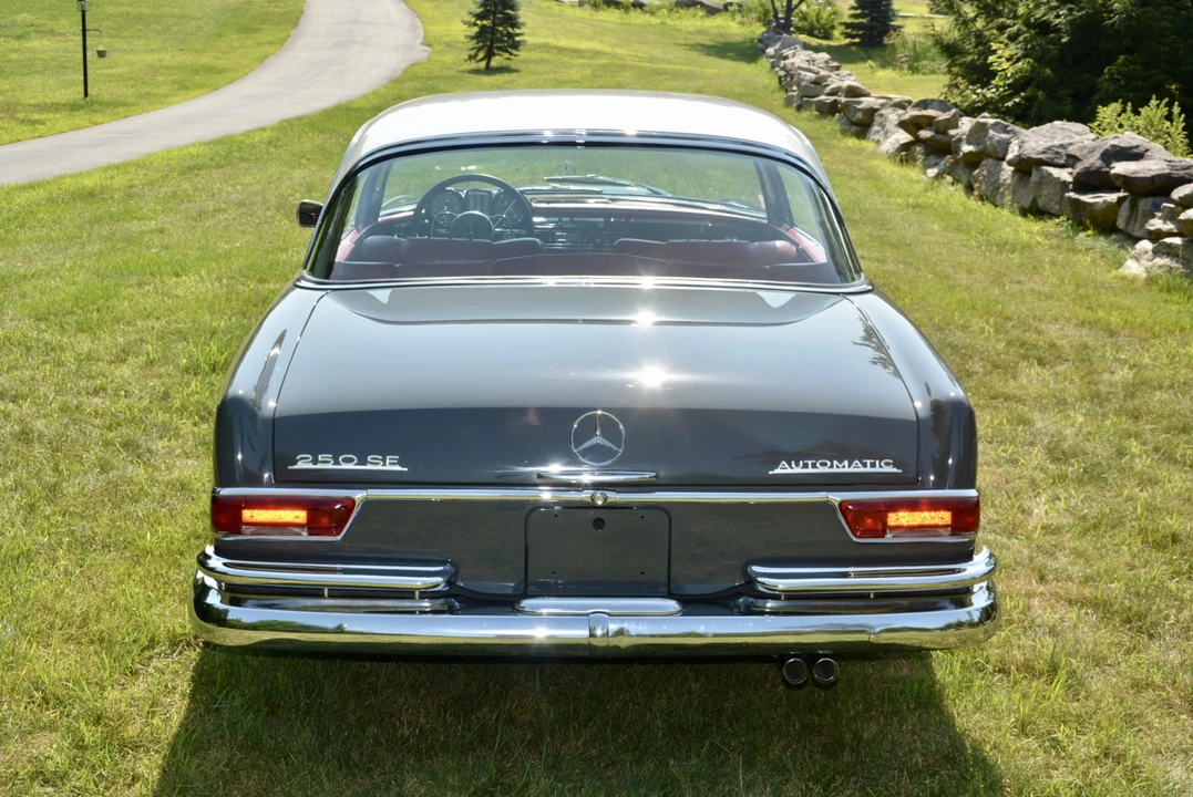 1967 Mercedes-Benz W111 Coupe - Image 13 of 31