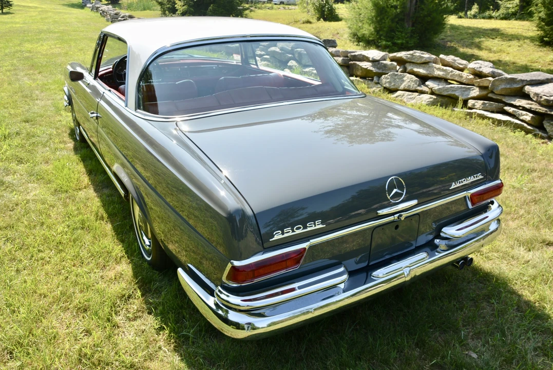 1967 Mercedes-Benz W111 Coupe - Image 14 of 31
