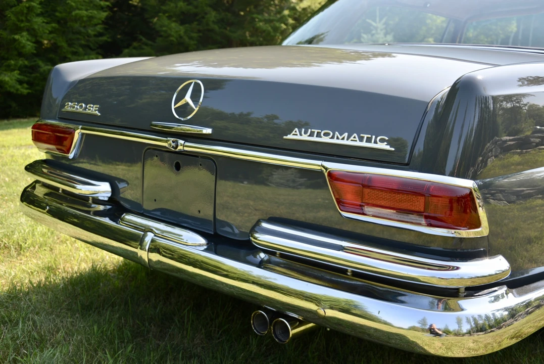 1967 Mercedes-Benz W111 Coupe - Image 18 of 31