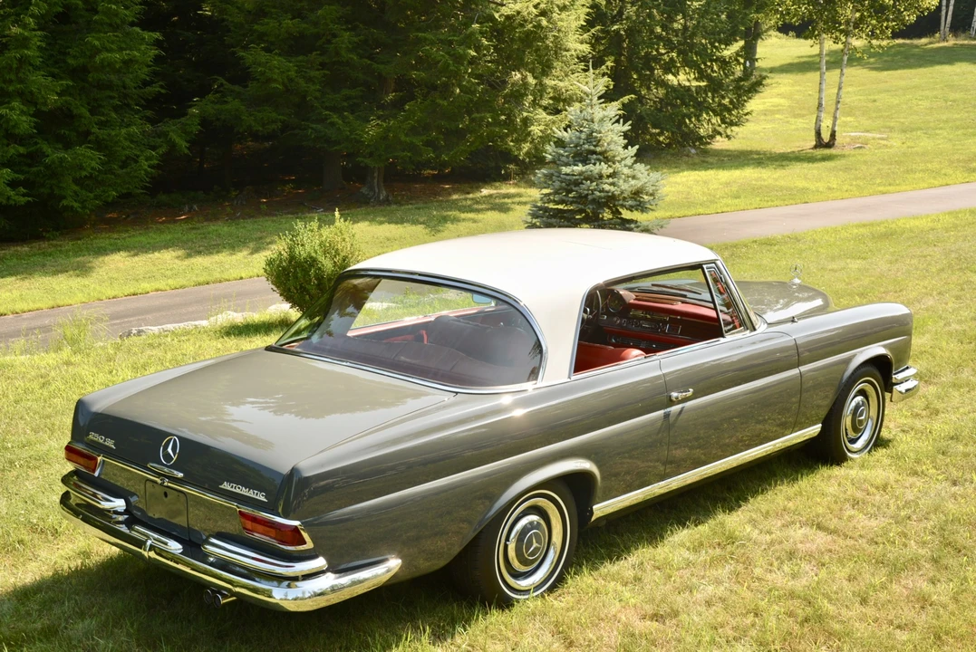 1967 Mercedes-Benz W111 Coupe - Image 12 of 31