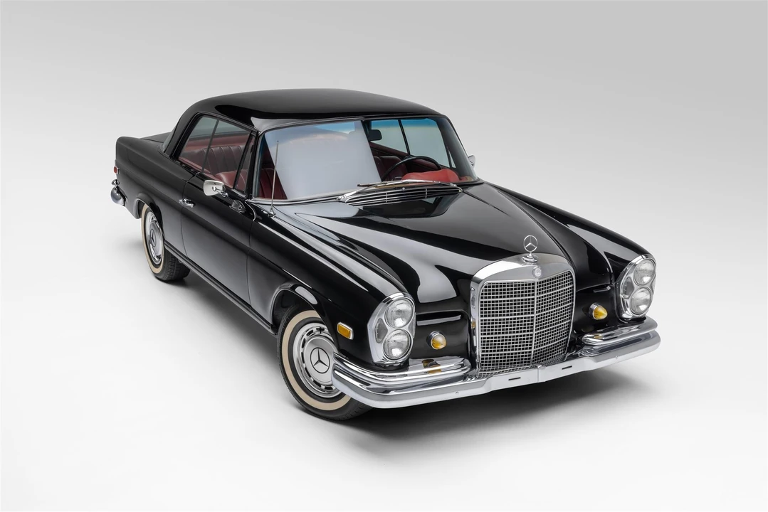 1967 Mercedes-Benz W111 Coupe - Image 16 of 31