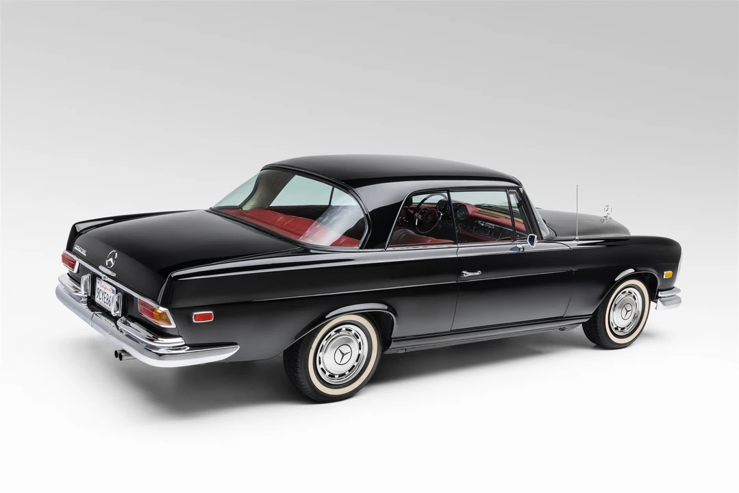 1967 Mercedes-Benz W111 Coupe - Image 11 of 31